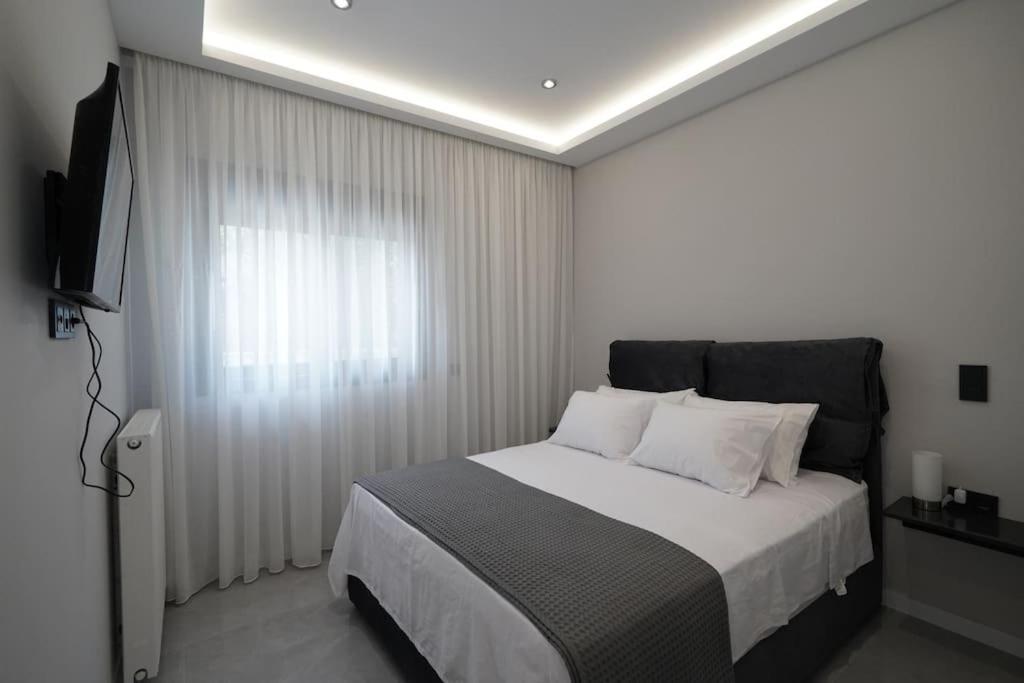 Brand New 3Br With 2 Bathrooms Marousi Apartment Атина Екстериор снимка
