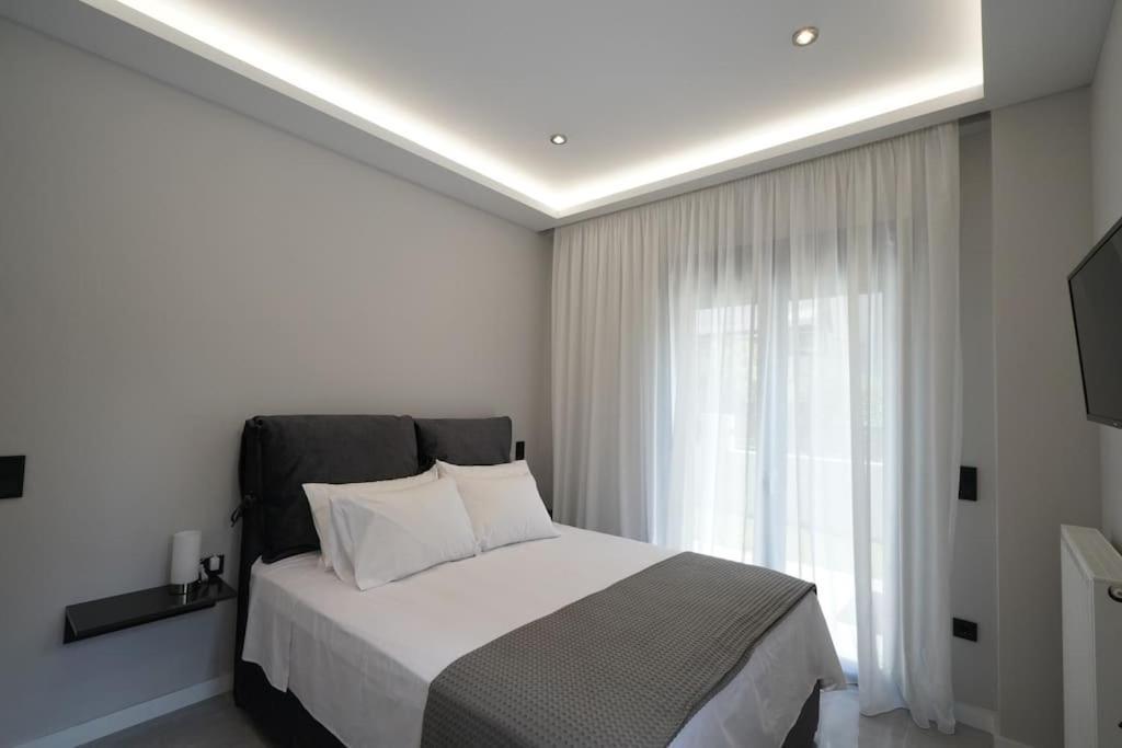 Brand New 3Br With 2 Bathrooms Marousi Apartment Атина Екстериор снимка